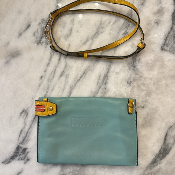 Sondra Roberts color-block convertable crossbody/clutch - Picture 3 of 14